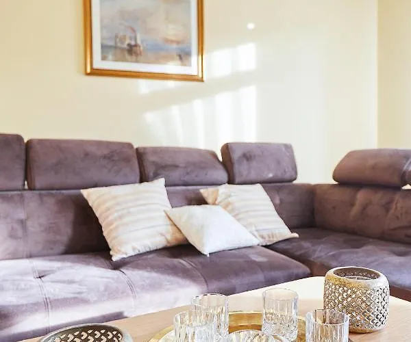 Kurpiu Gatve Apartment *