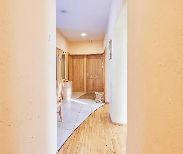 Kurpiu Gatve * Kaunas